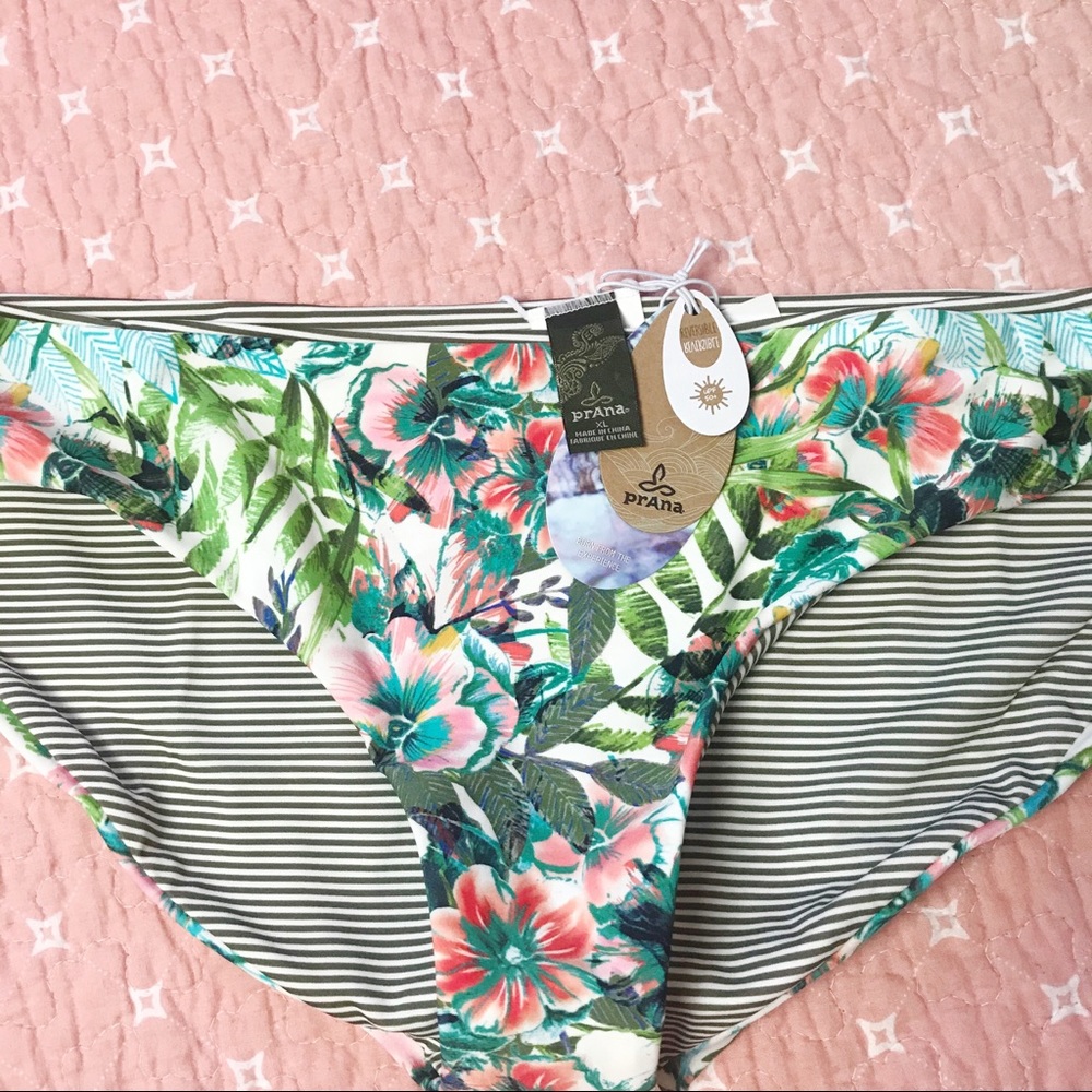 ✨PrAna Reversible Bottoms